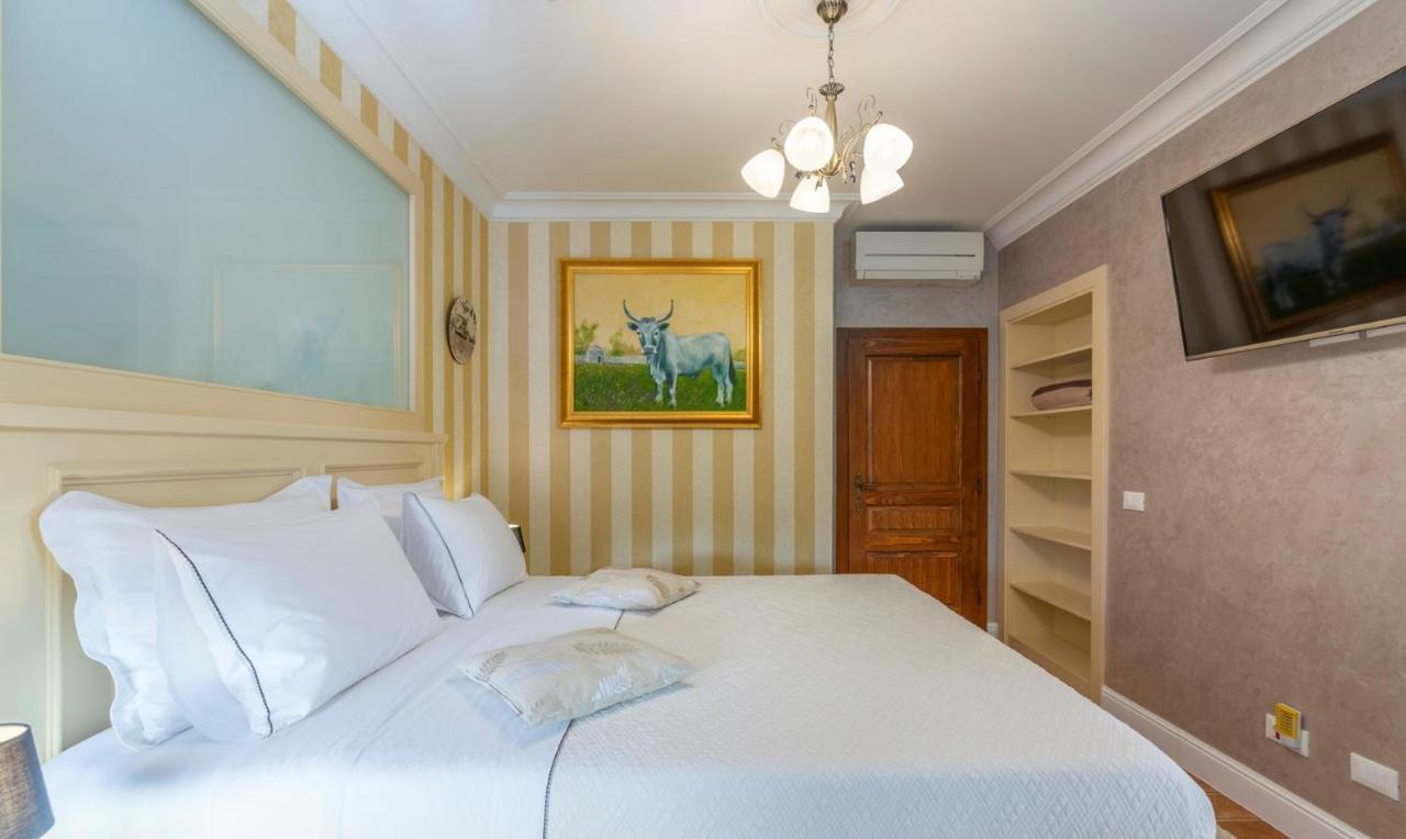 Villa Carolus-Luxurious Istrian Villa Барат Экстерьер фото