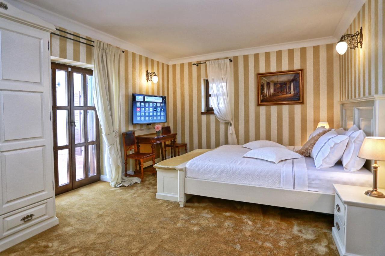 Villa Carolus-Luxurious Istrian Villa Барат Экстерьер фото