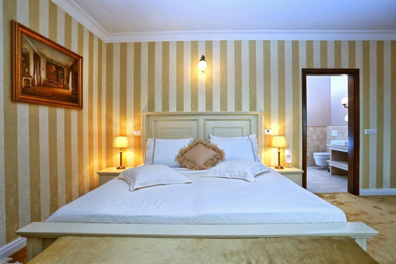 Villa Carolus-Luxurious Istrian Villa Барат Экстерьер фото